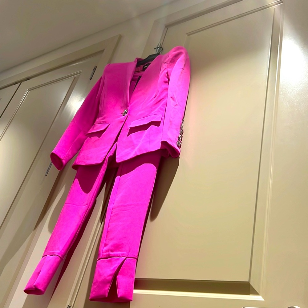 New with tags suit